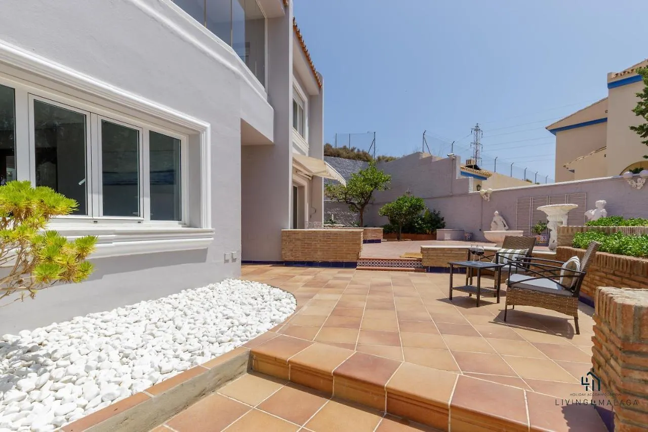 Living4Malaga Villa Miraflores