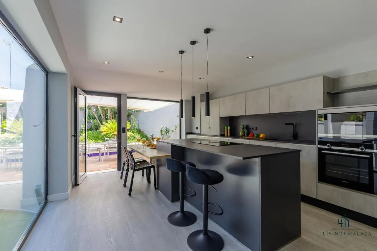 Living4Malaga Villa Miraflores Malaga
